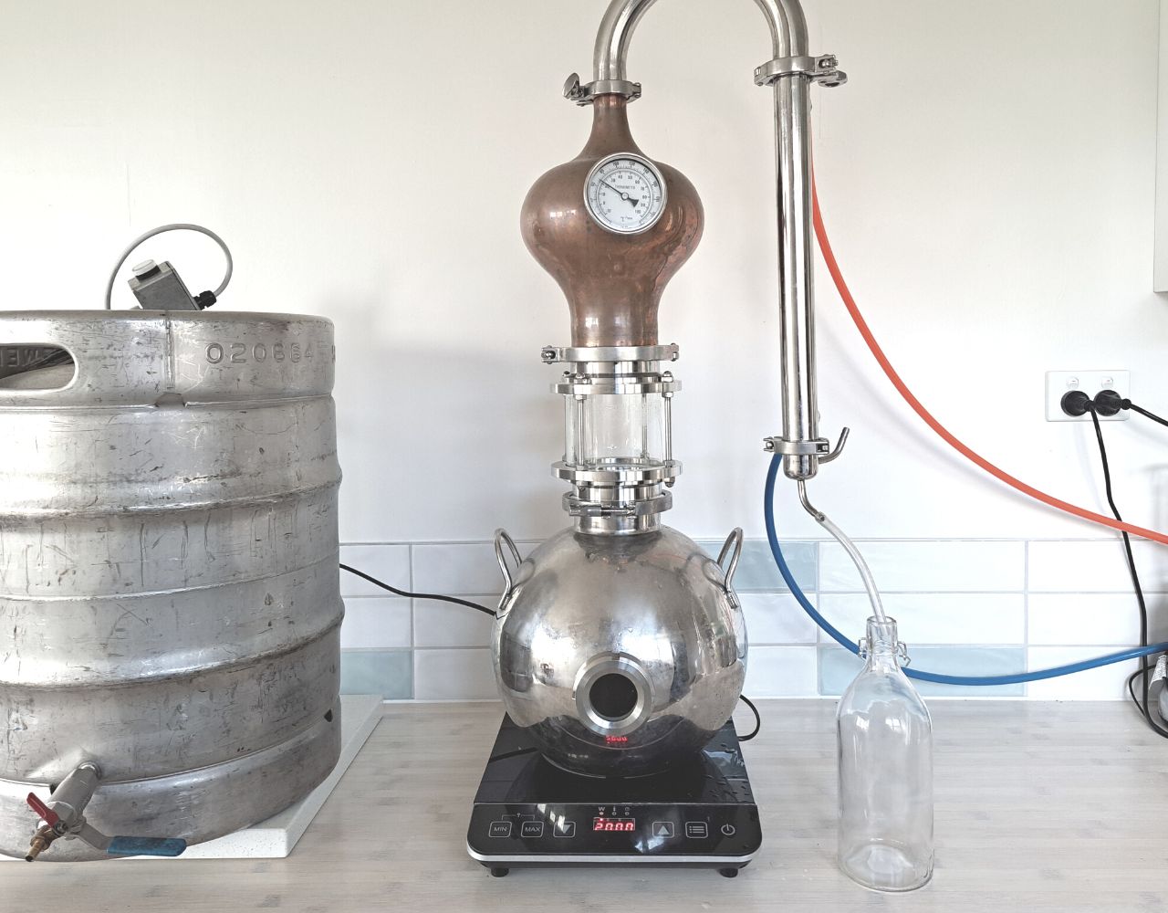 Image of DIY Distilling small pot still distilling rum