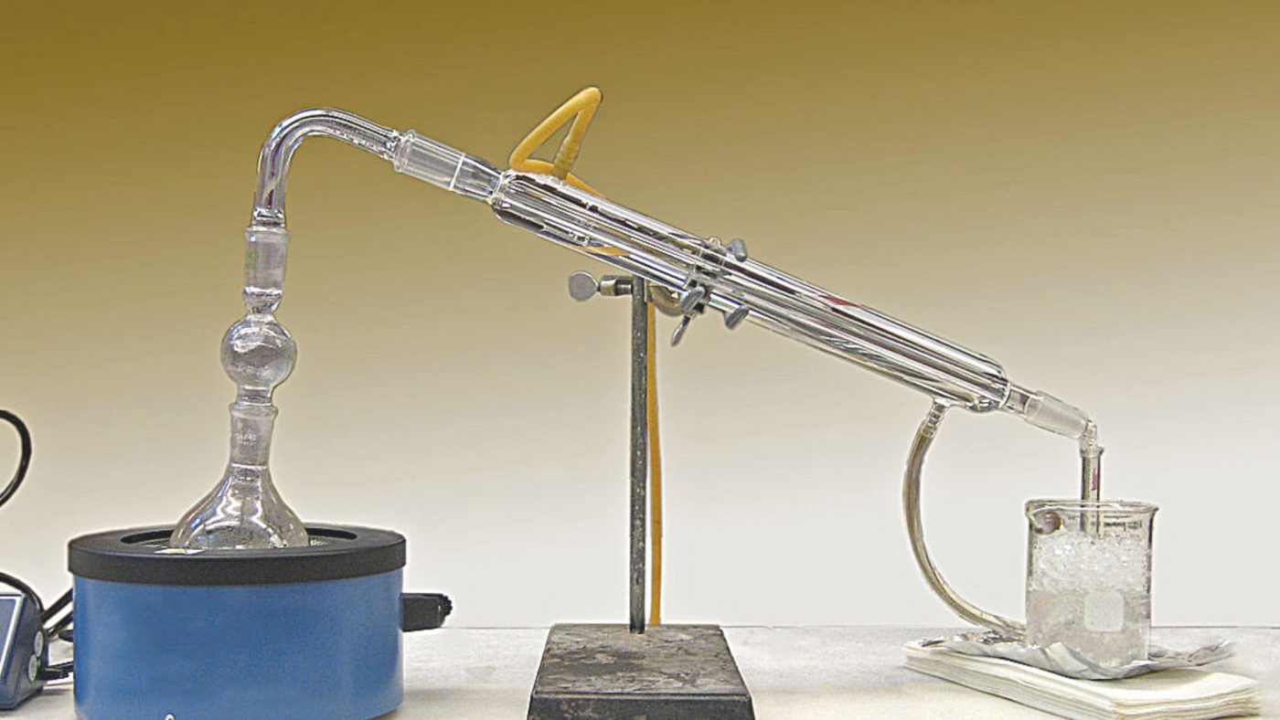 Image of Making ethanol and methanol during distillation