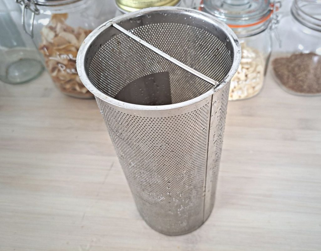 Image of DIY Distilling 4inch gin basket in line