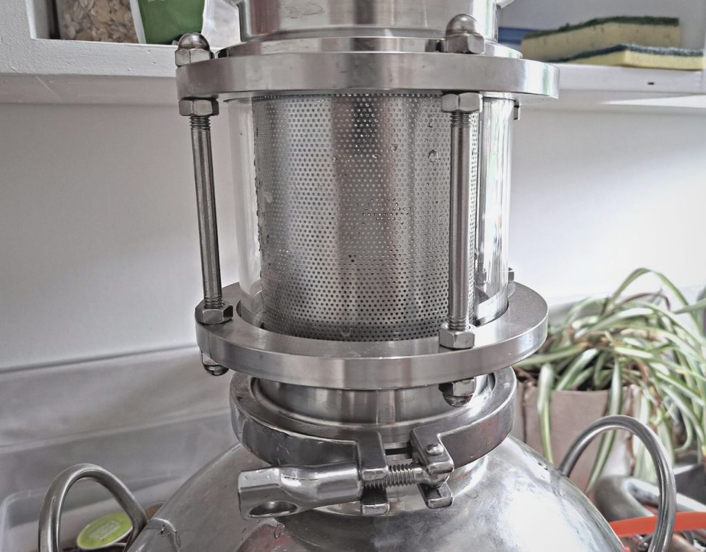 Image of DIY Distilling gin basket on 4 inch sightglass